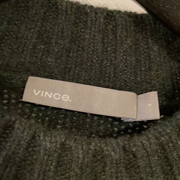 VINCE  cashmere green sweater, size small - Picture 3 of 7